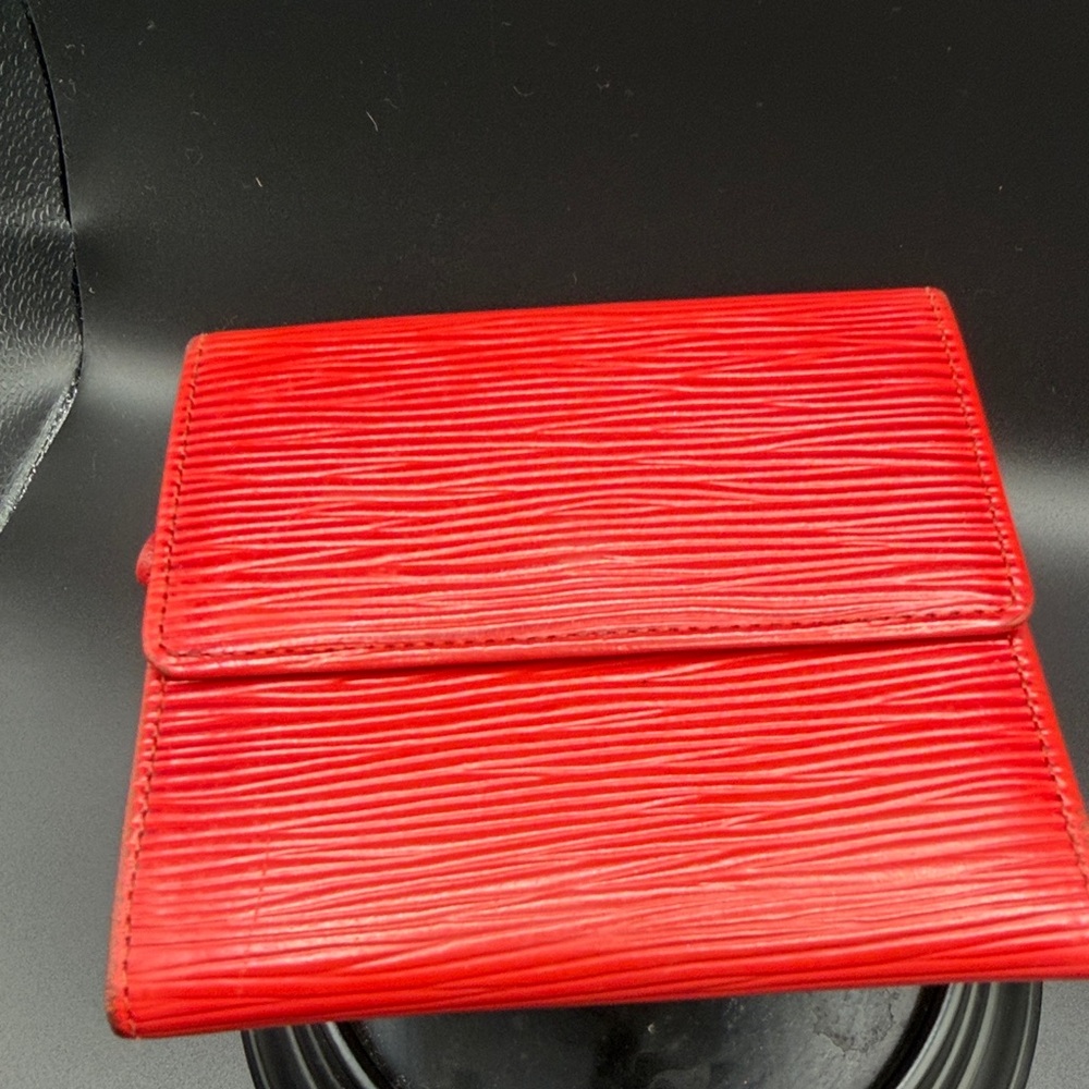 Louis Vuitton Scarlet Epi Leather Wallet - Picture 2 of 7